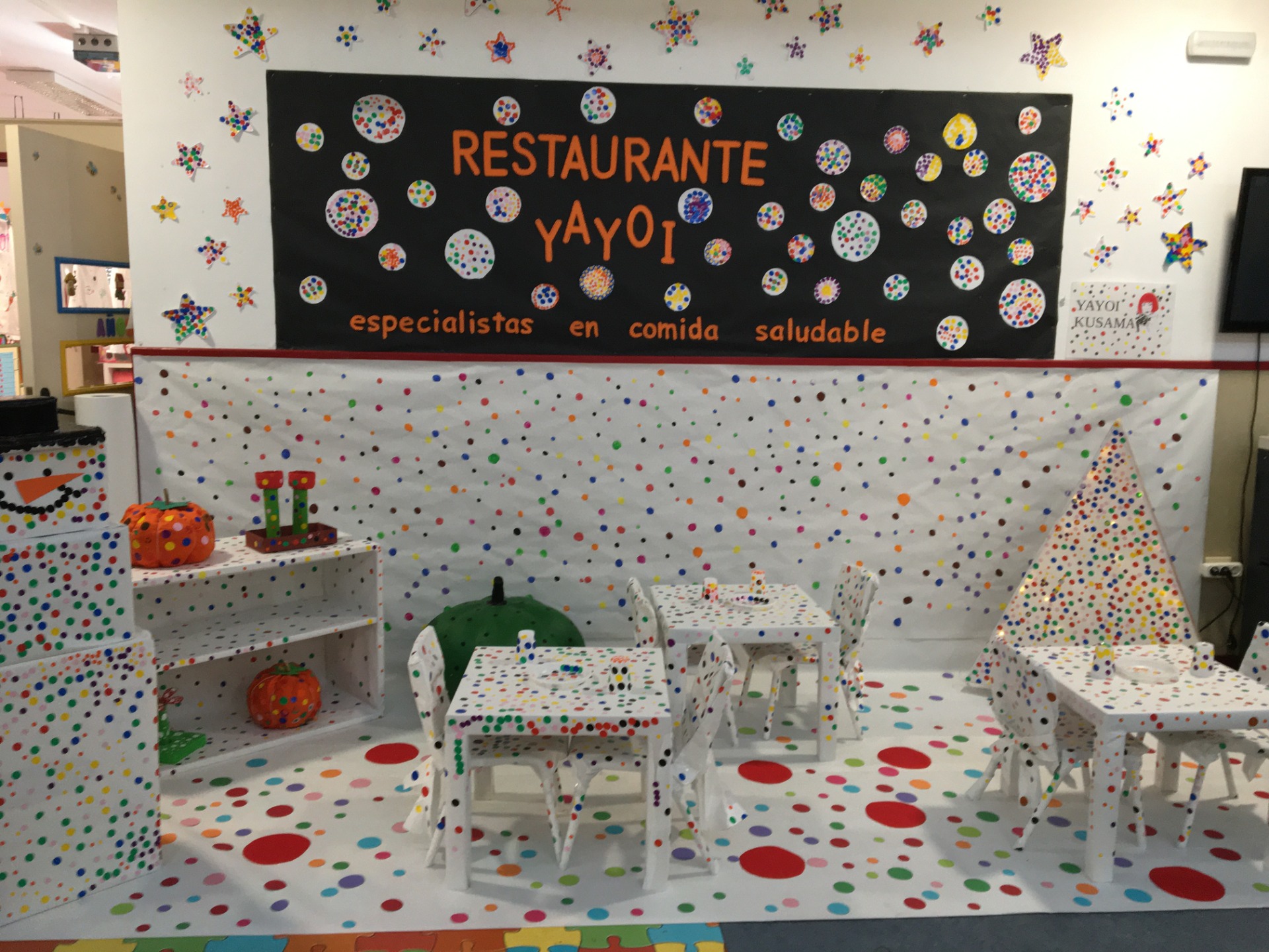 Exposición FINAL restaurante YAYOI KUSAMA